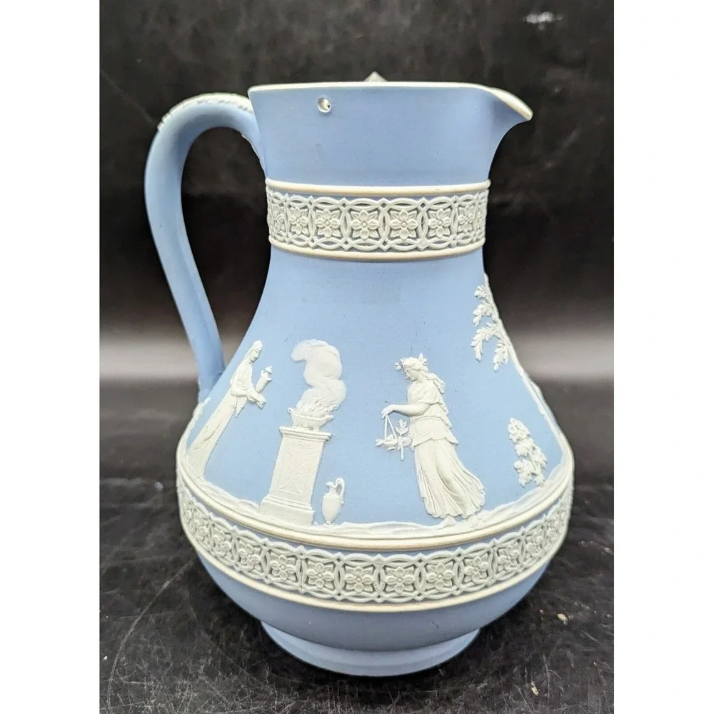 Antique Wedgwood Blue Jasperware Etruscan Syrup Pitcher W/Lid England 7.25*